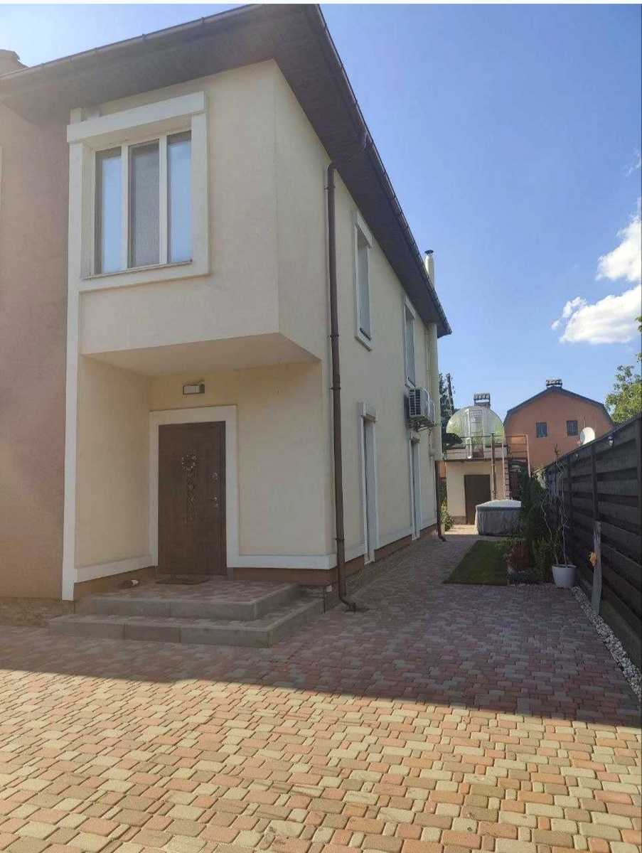 1875128293325648