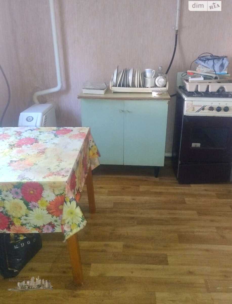 1875132743376785
