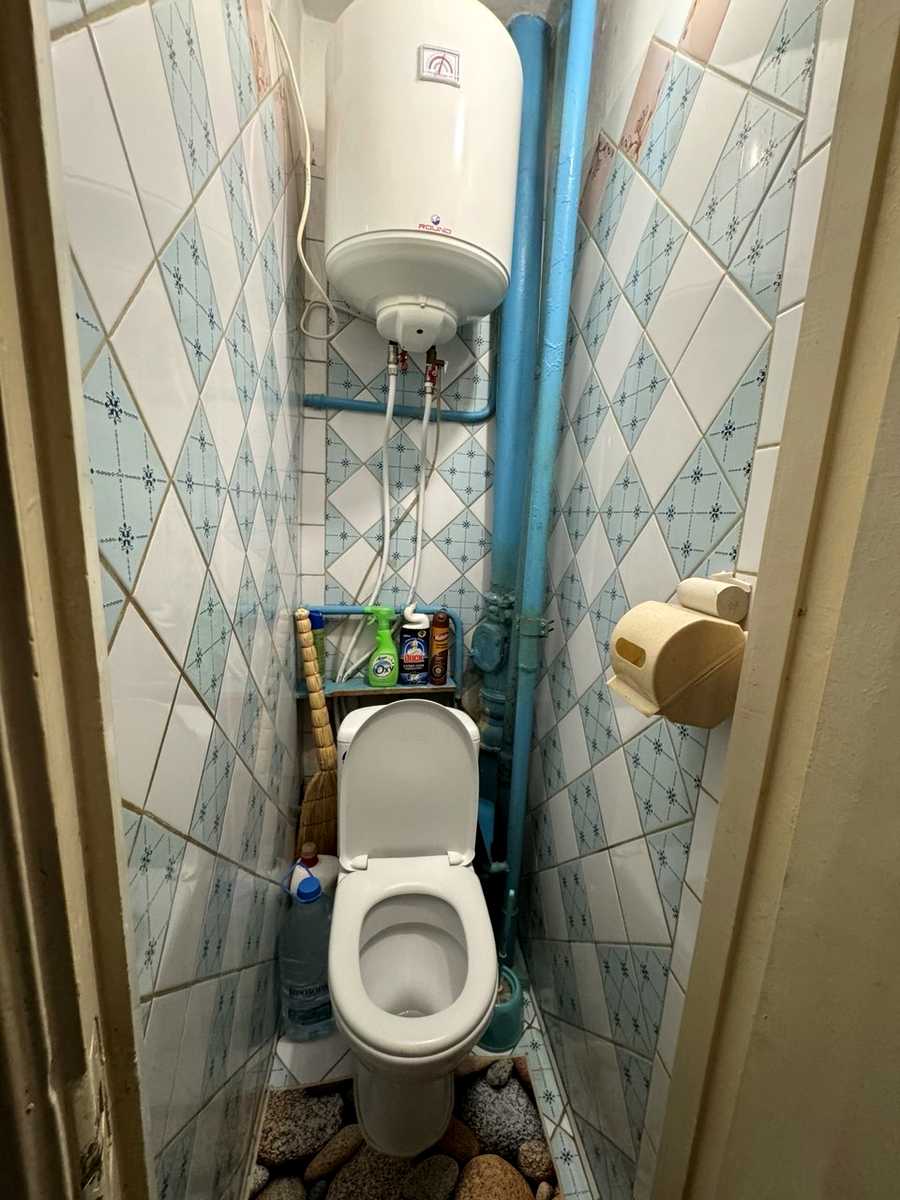 1875133536300891