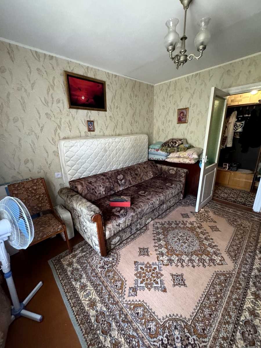 1875133537400181