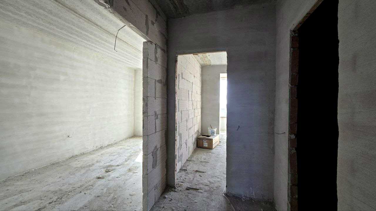 1875133683114688