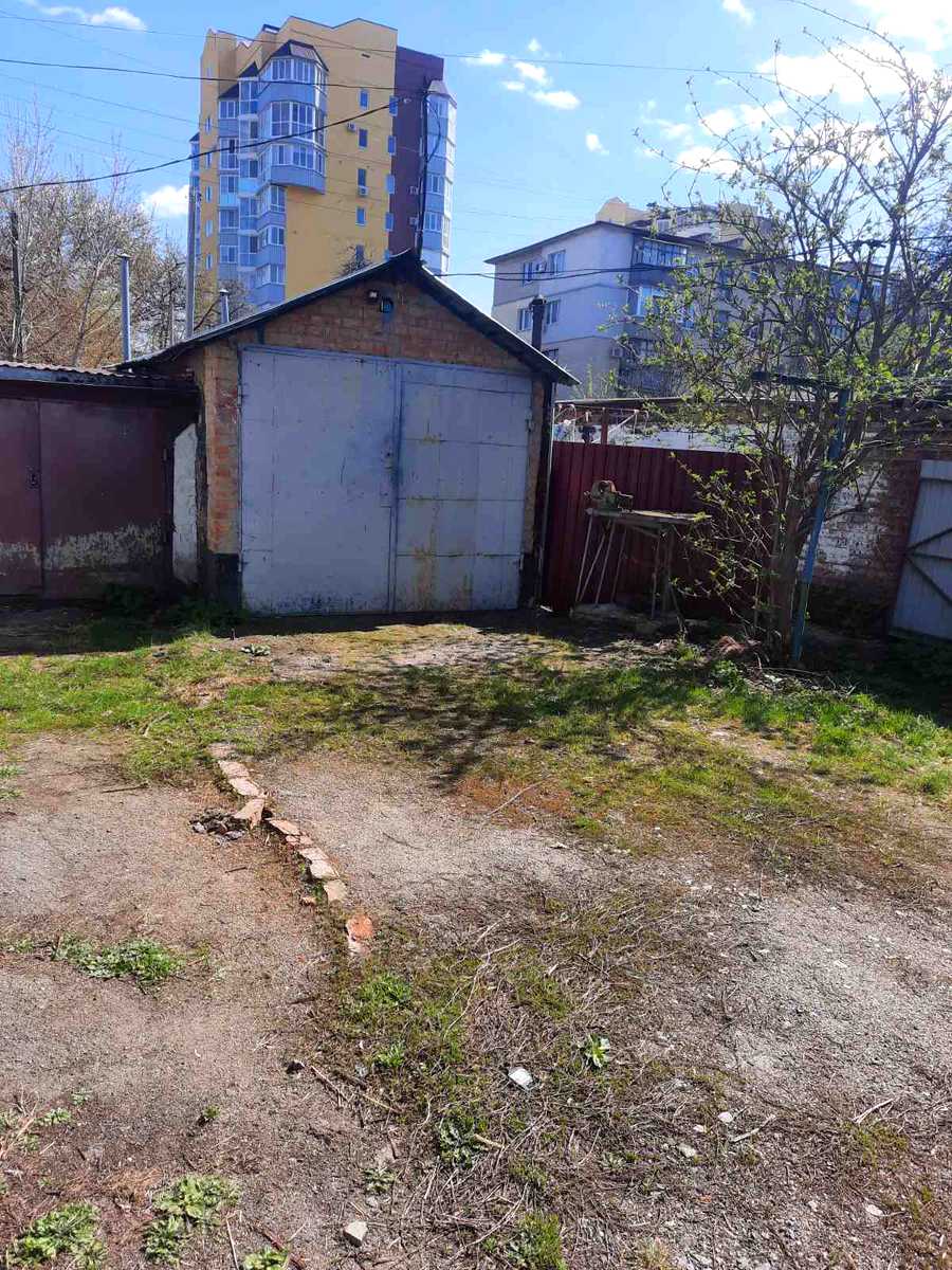 1875136452365117