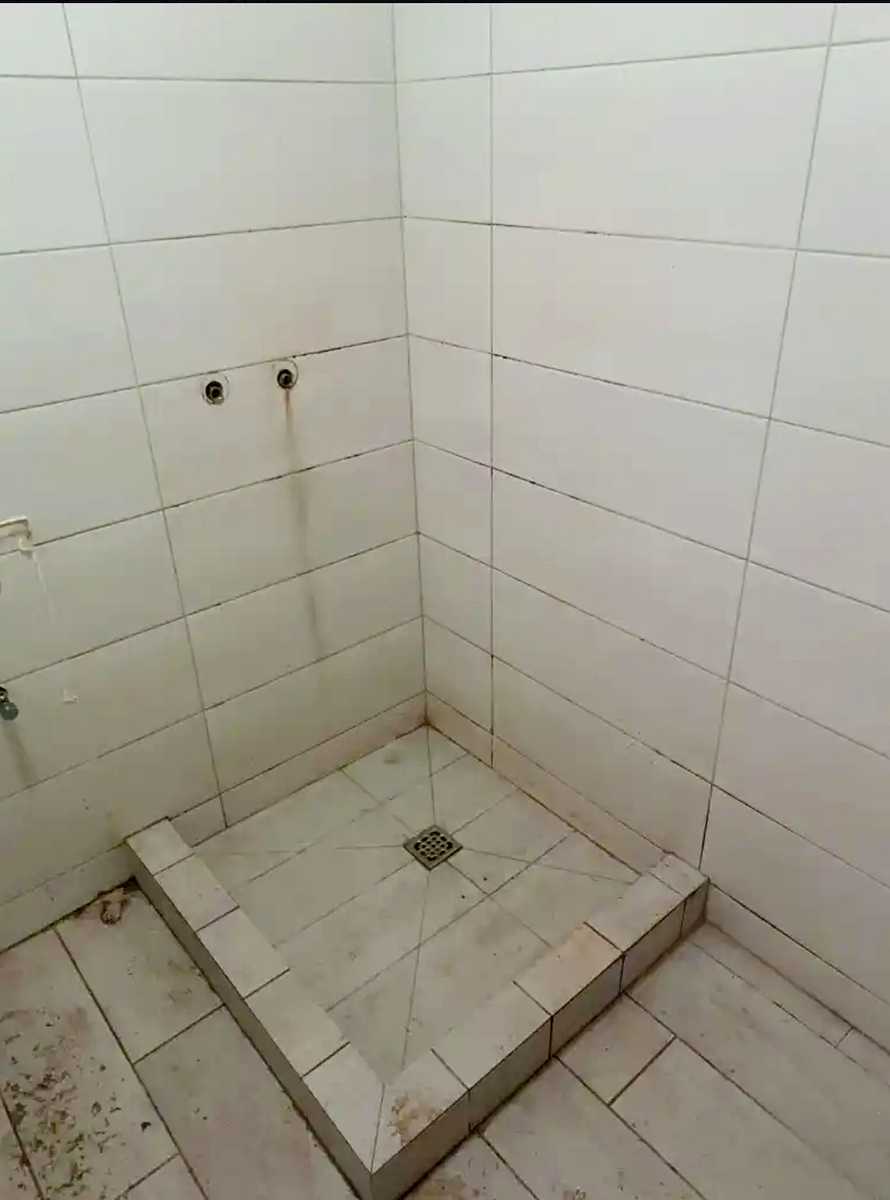 1875137212786385