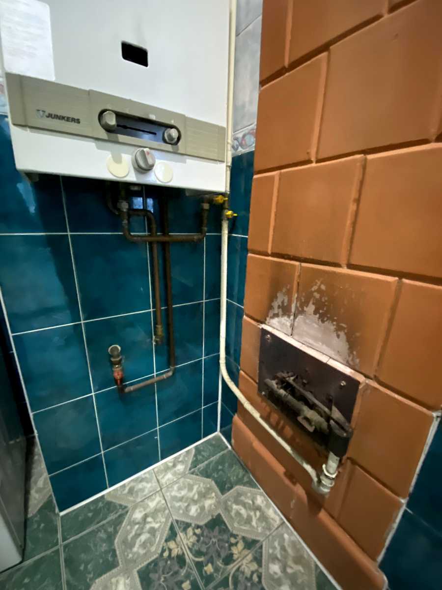 1875137647526228