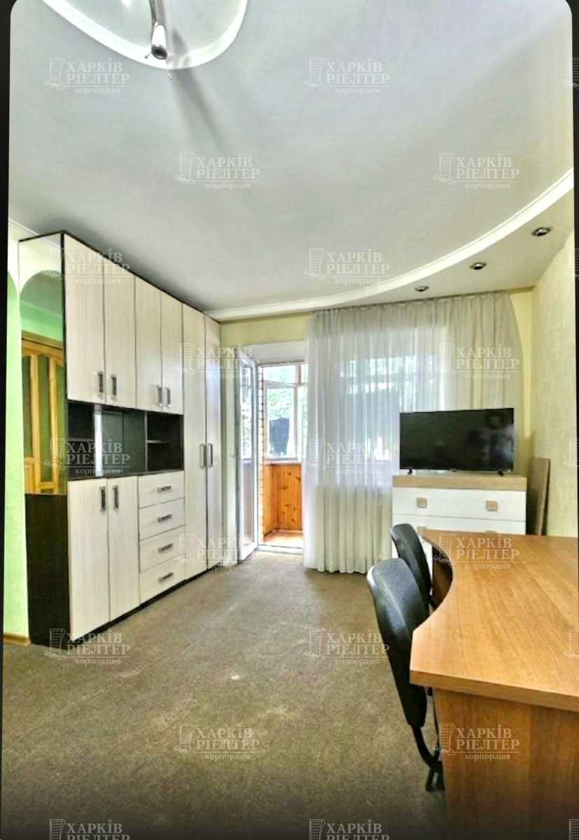 1875138958855694