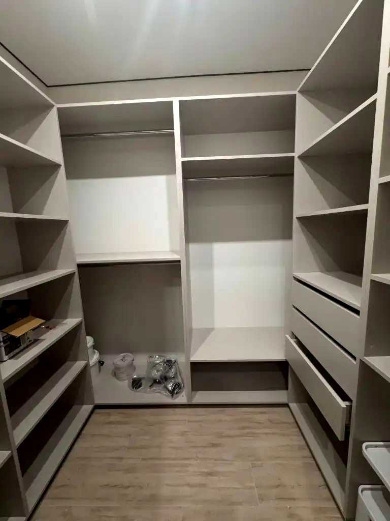 1875190274090904