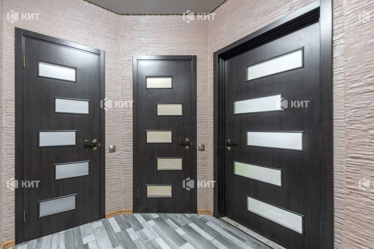 1875201938116063