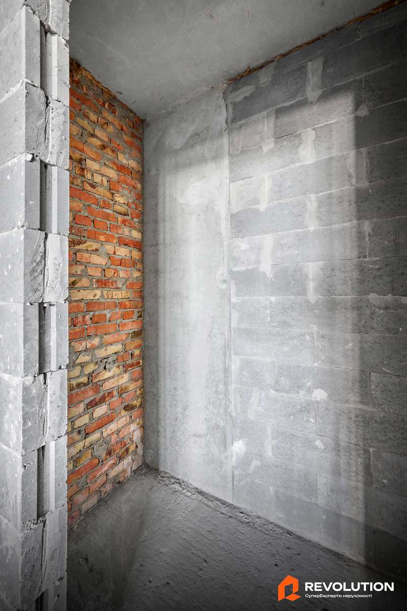 1875203573948525