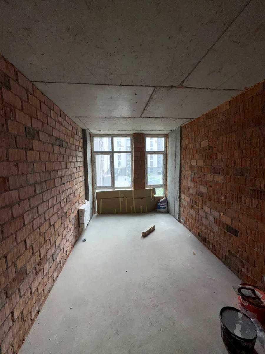 1875204393780276