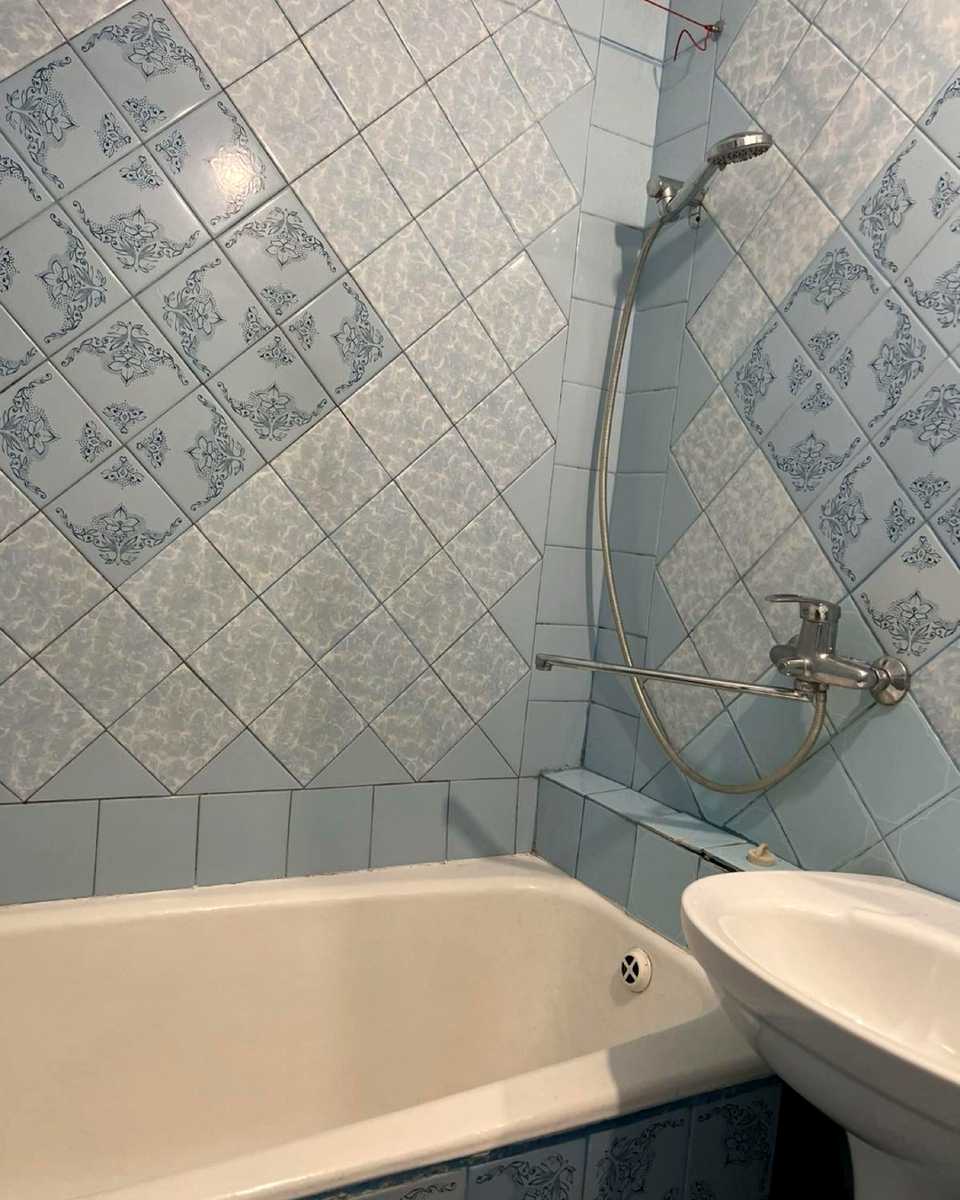 1875204624770620