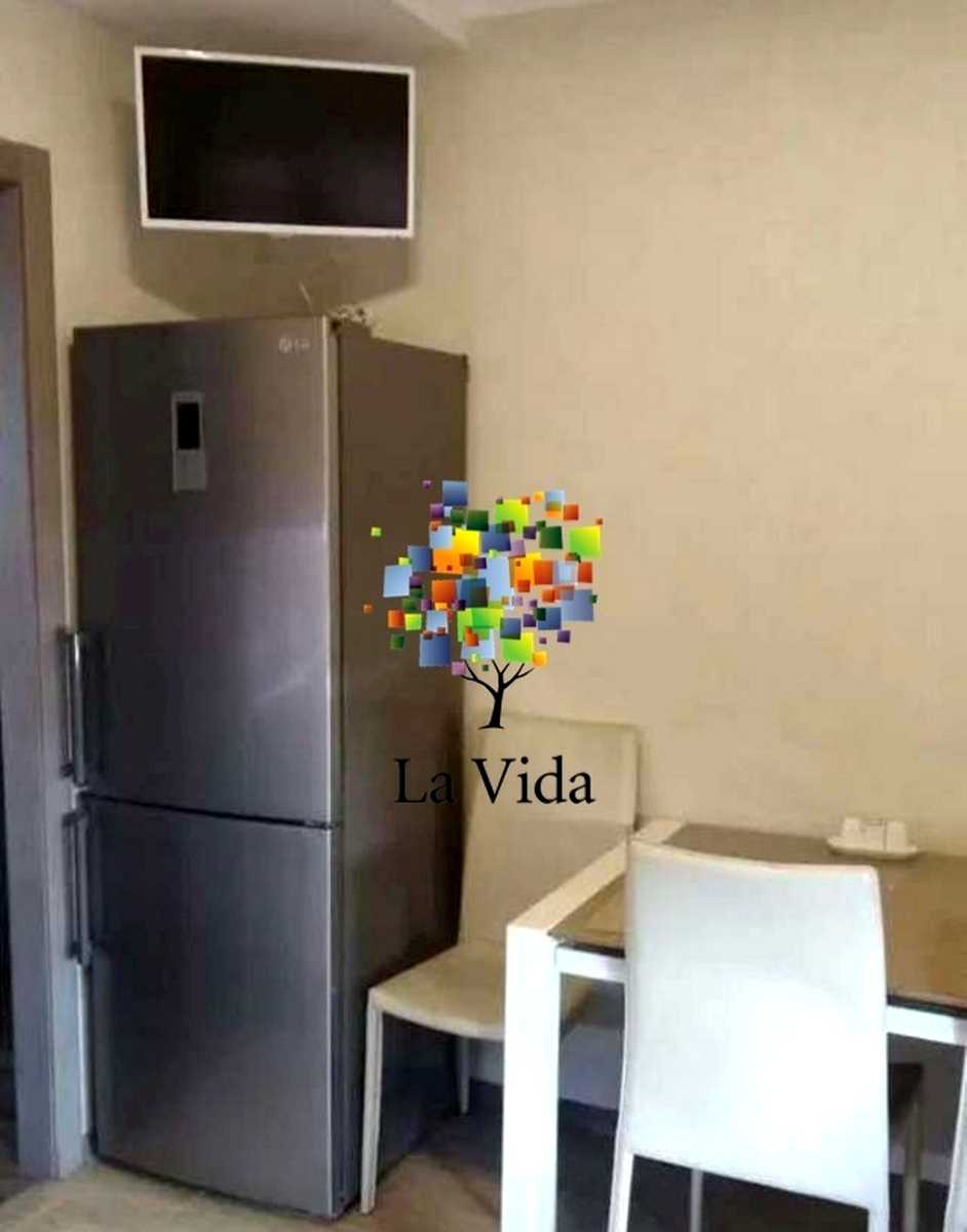 1875205023812542