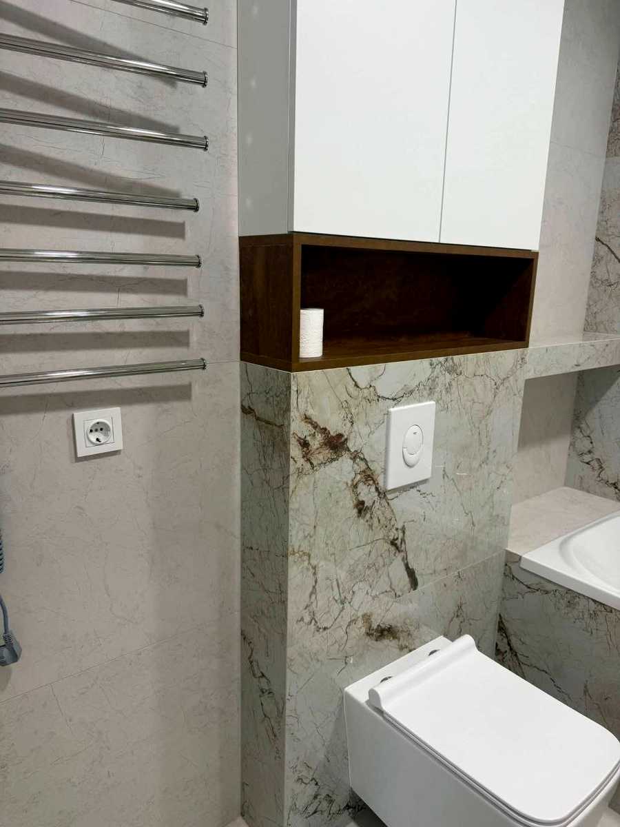 1875205576553594