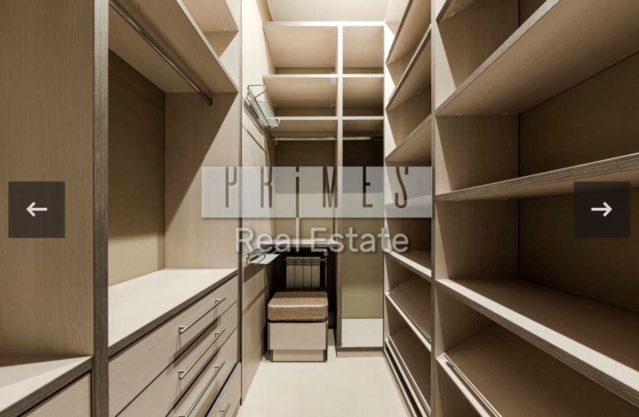 1875209174818887