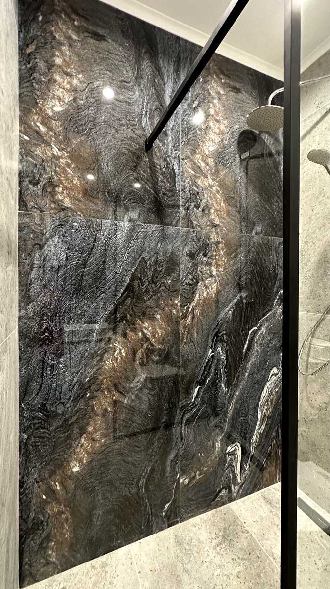 1875209664206430