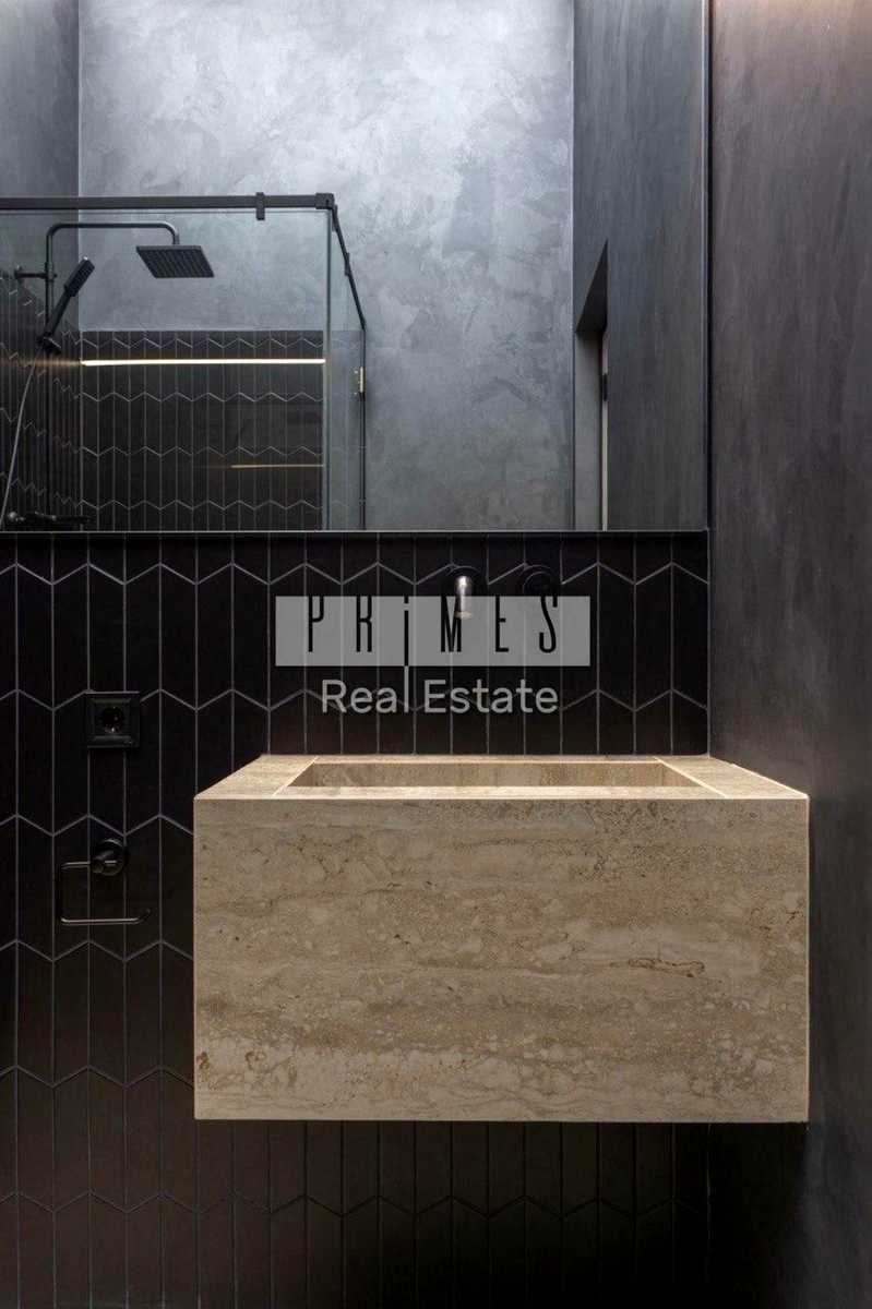 1875210824793995