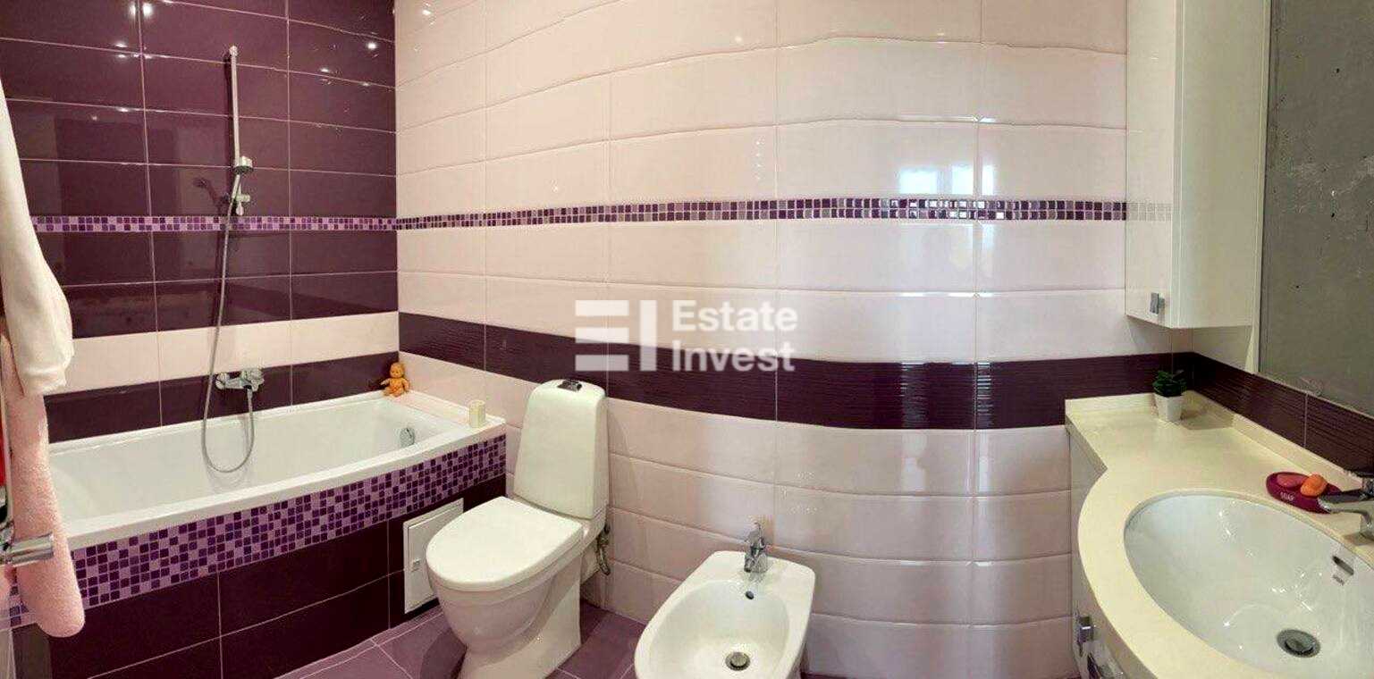 1875211334830661