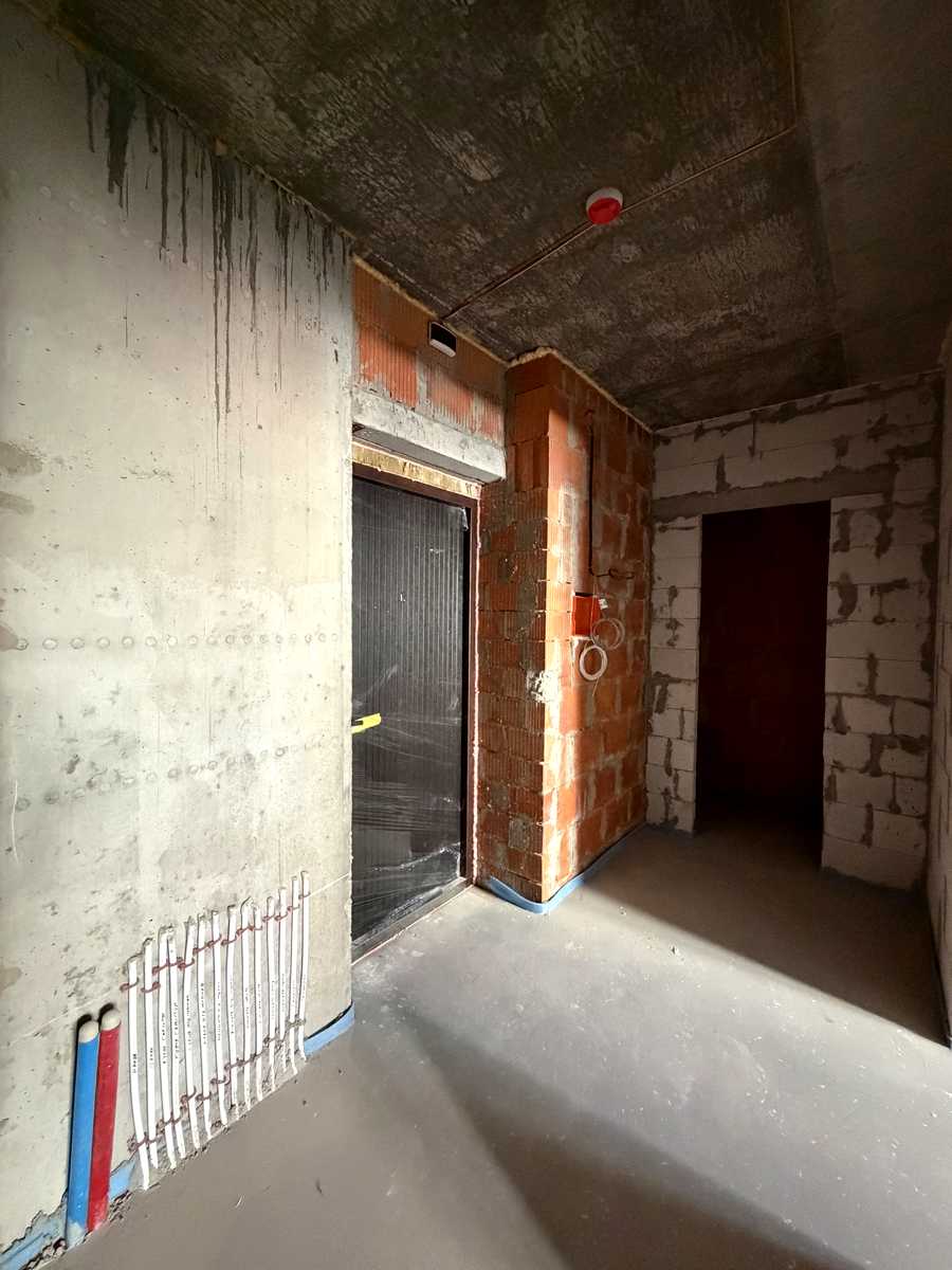 1875212952018026
