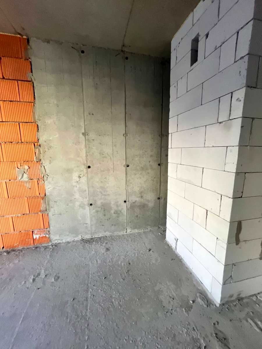 1875216761360447