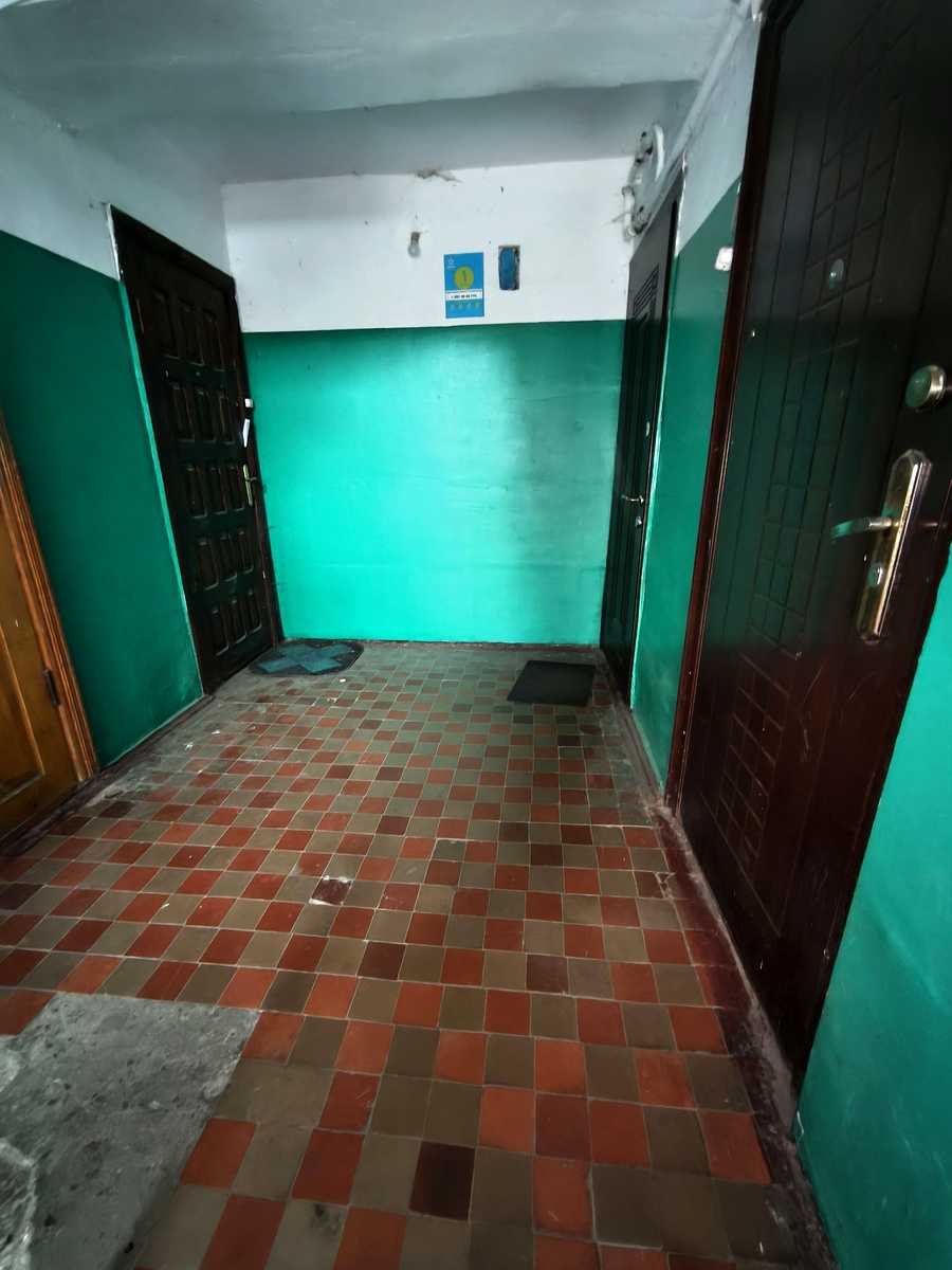 1875218371177048