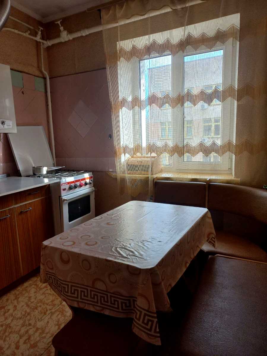 1875220780457275