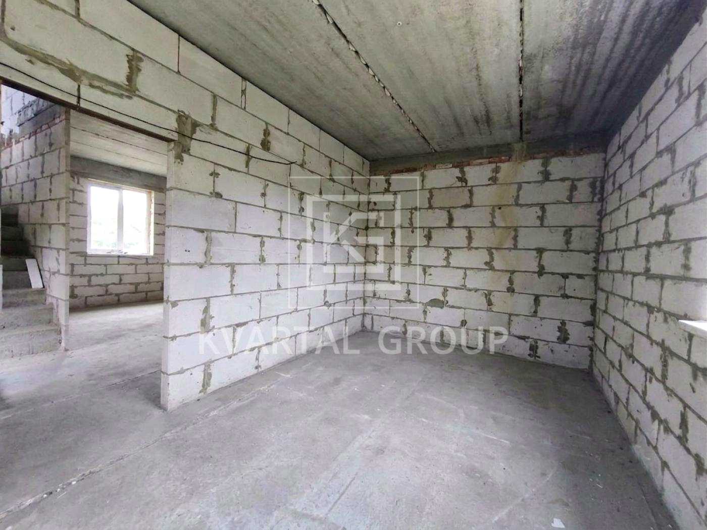 1875222340373656
