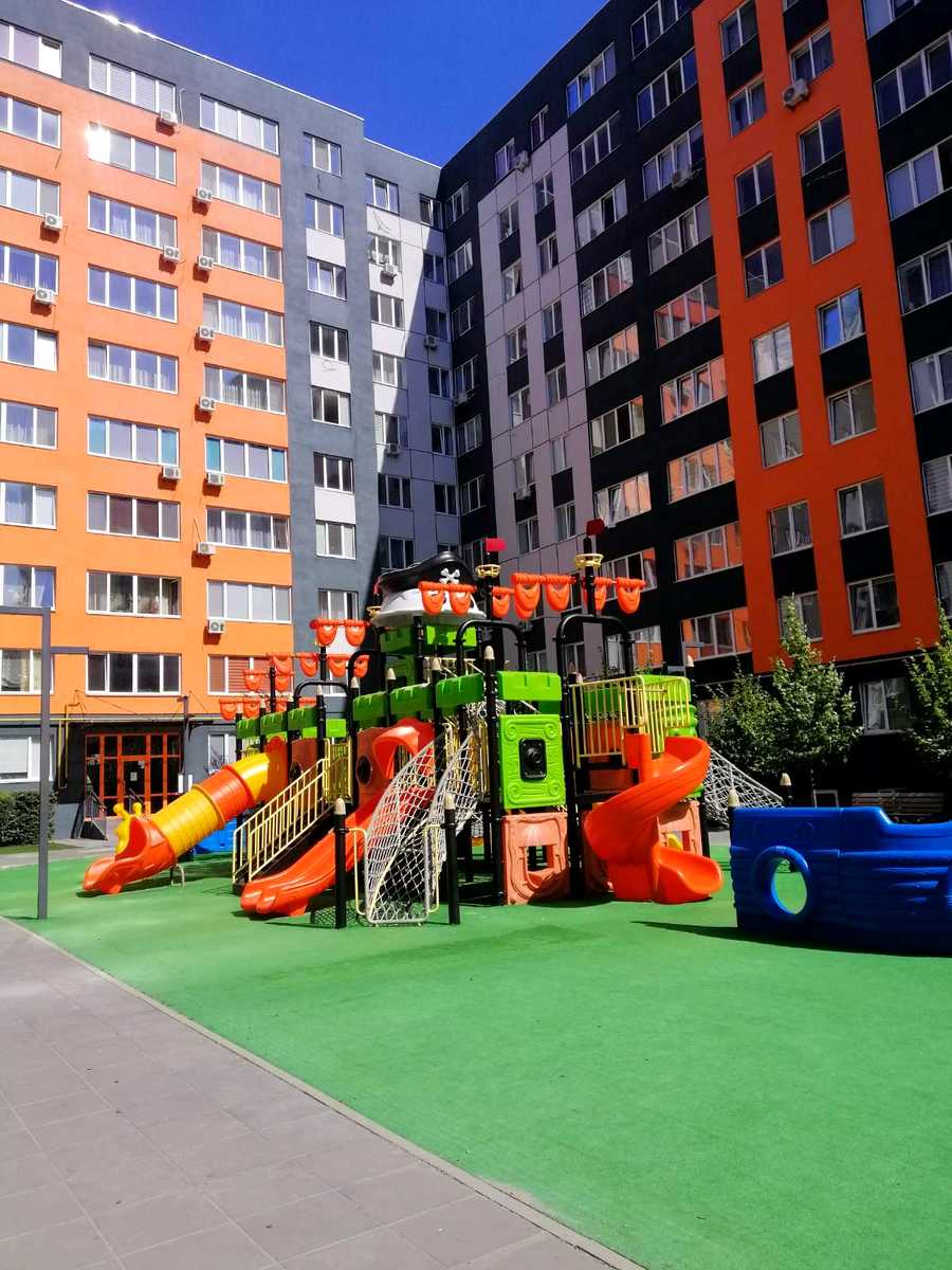 1875222945115375