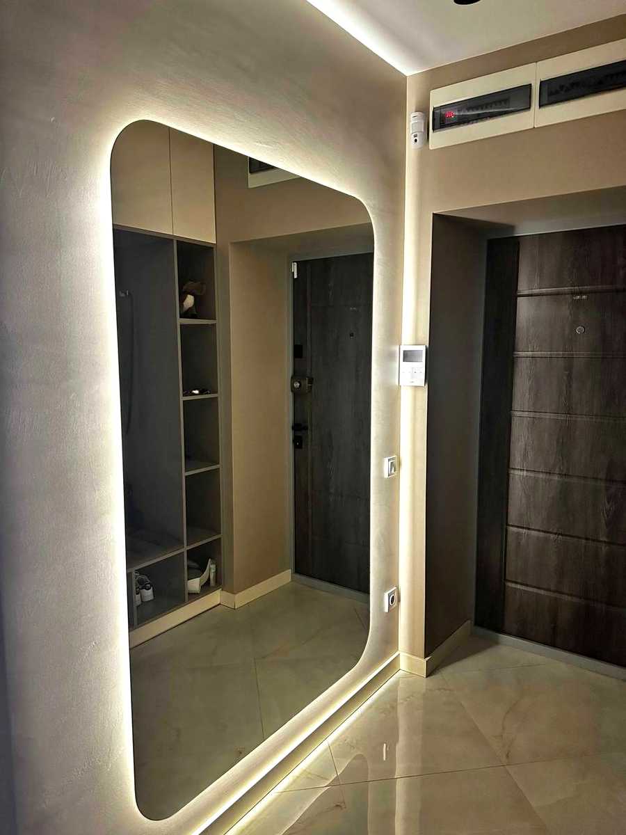 1875225346808511