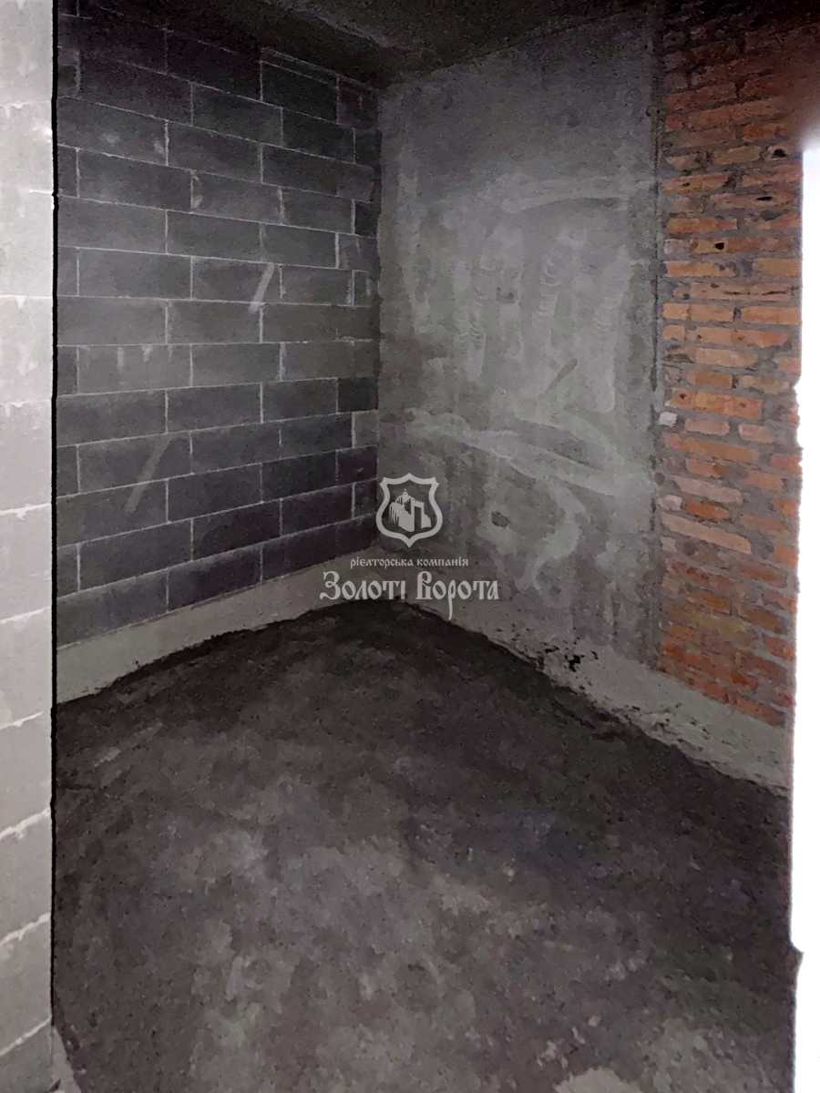 1875225440369996