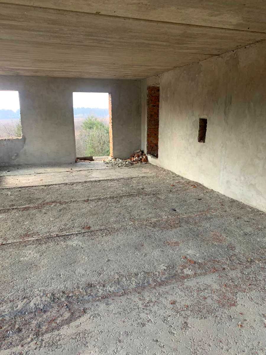 1875225906418327