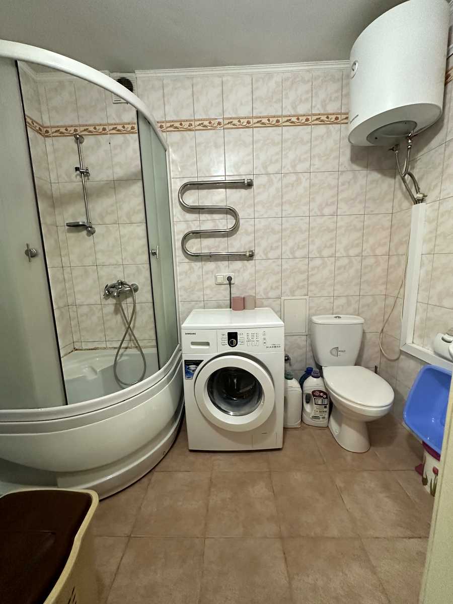 1875226851227280