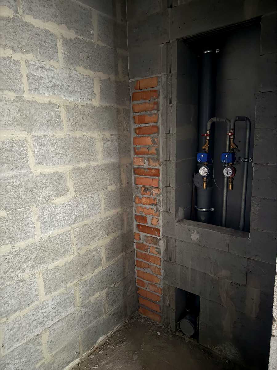 1875229381504867