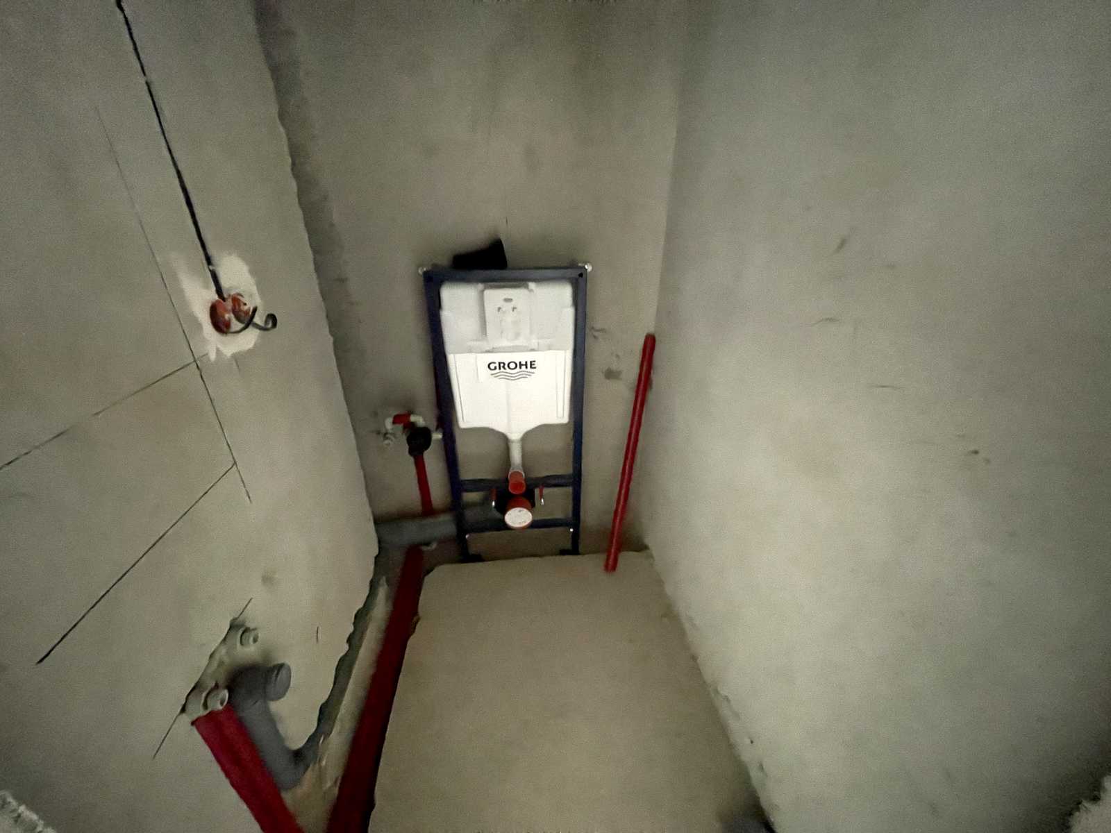 1875229946168008
