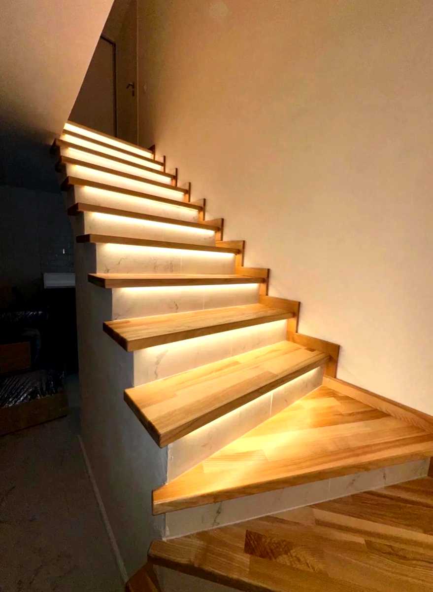 1875230373255753