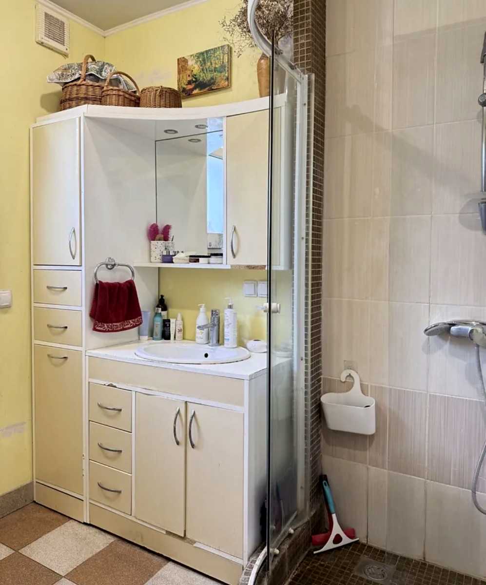 1875241623973080