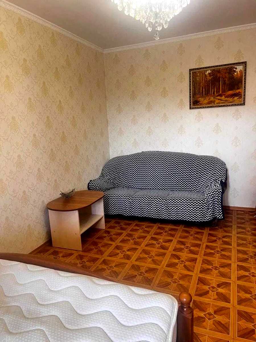 1875249236309889