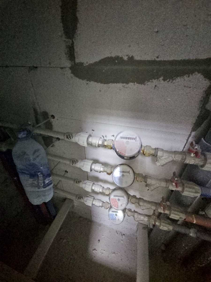 1875249848980281