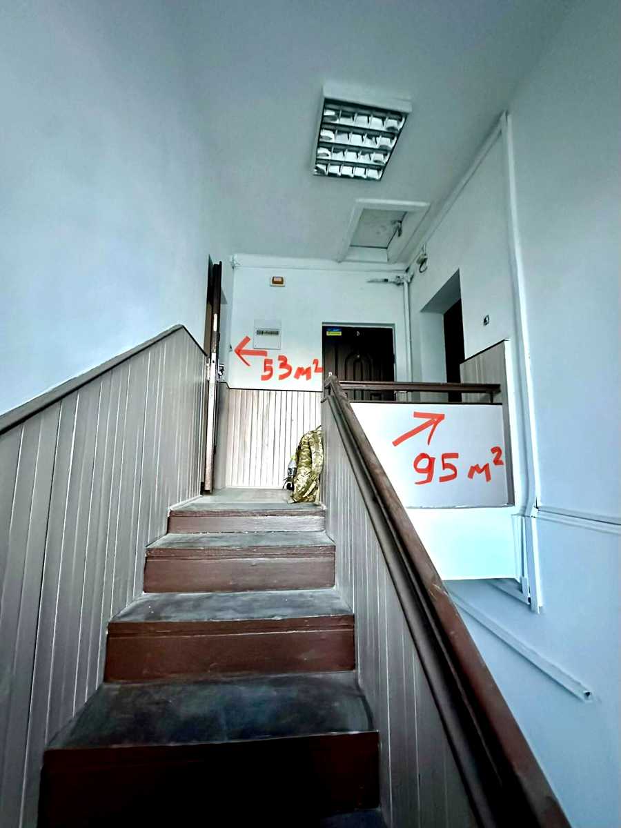 1875252722273982