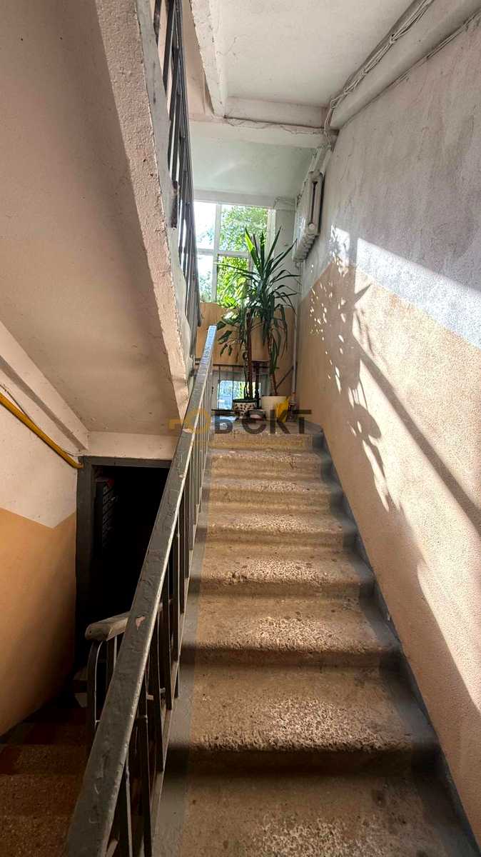 1875259432412537