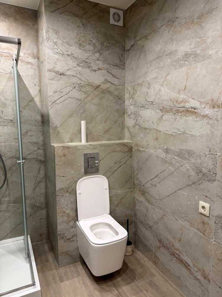 1875289698221837
