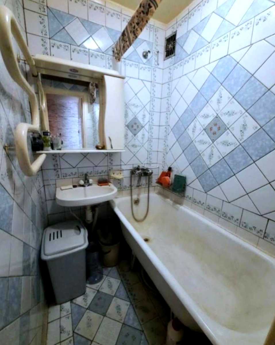 1875294919920770