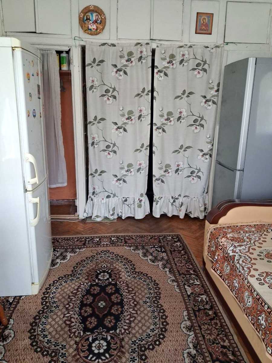 1875295473564869