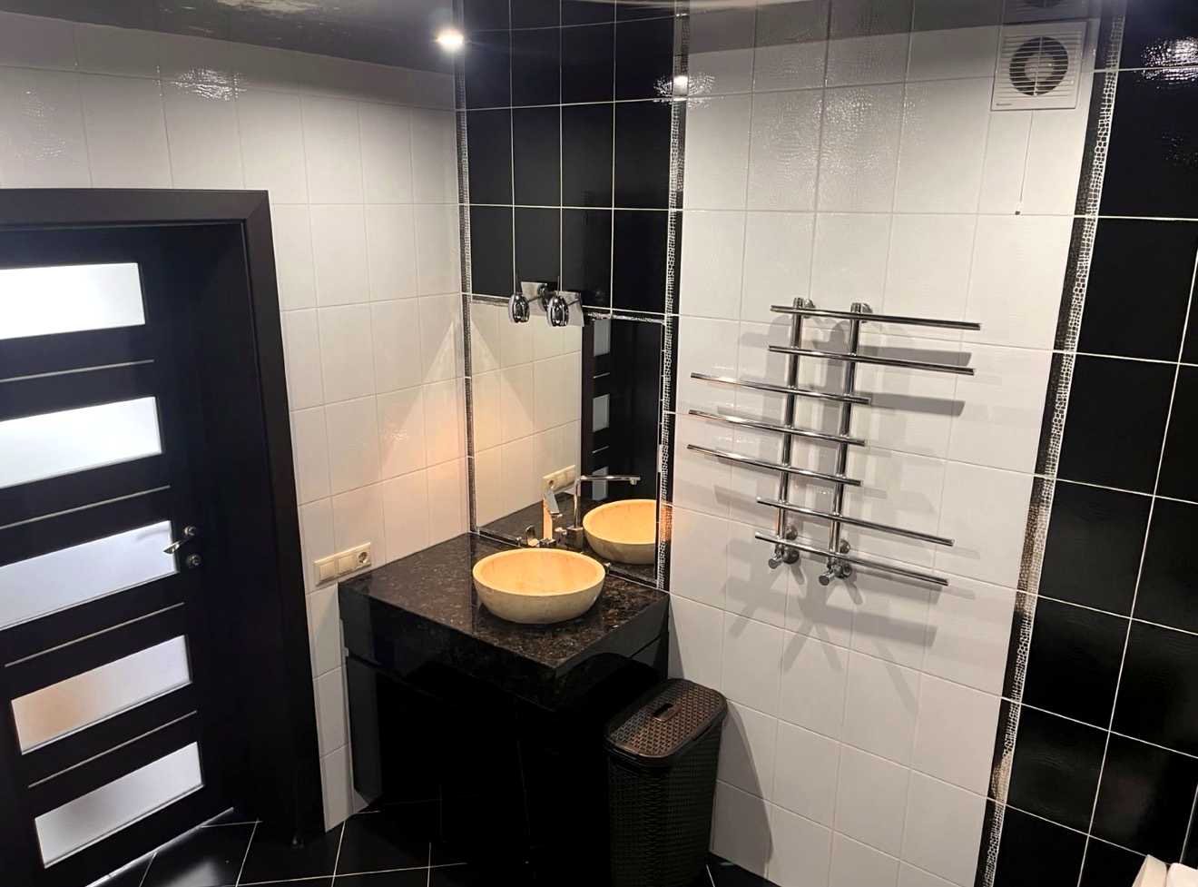 1875297320638069
