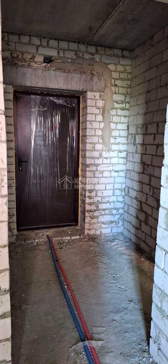 1875299789617384