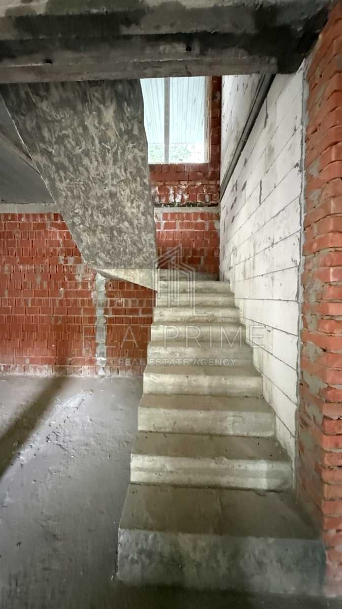 1875299990636919