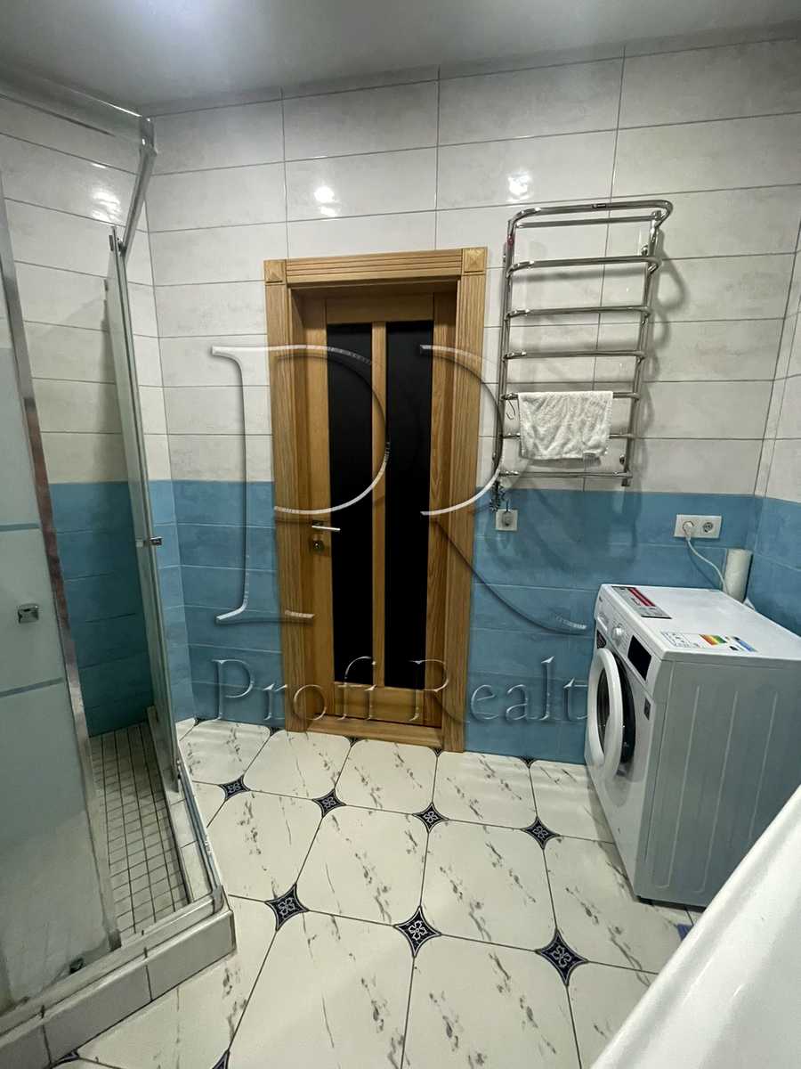 1875300234315323