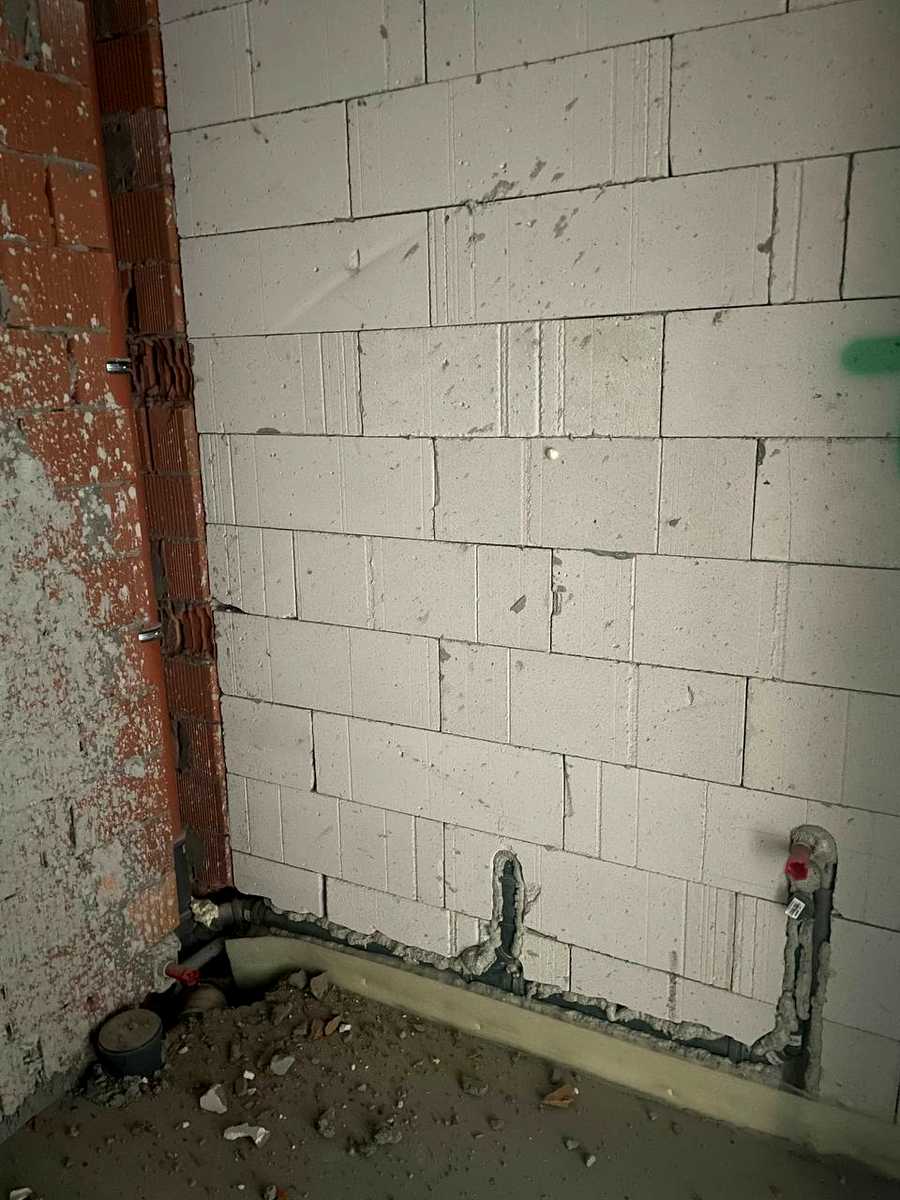 1875301533021554