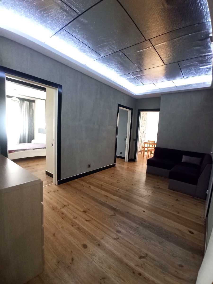 1875301588015921