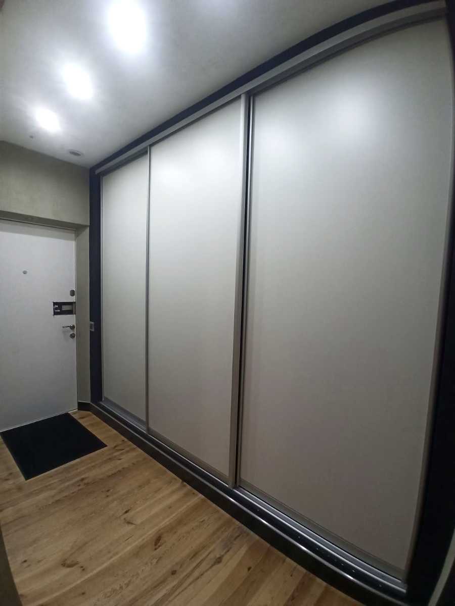 1875301593372076