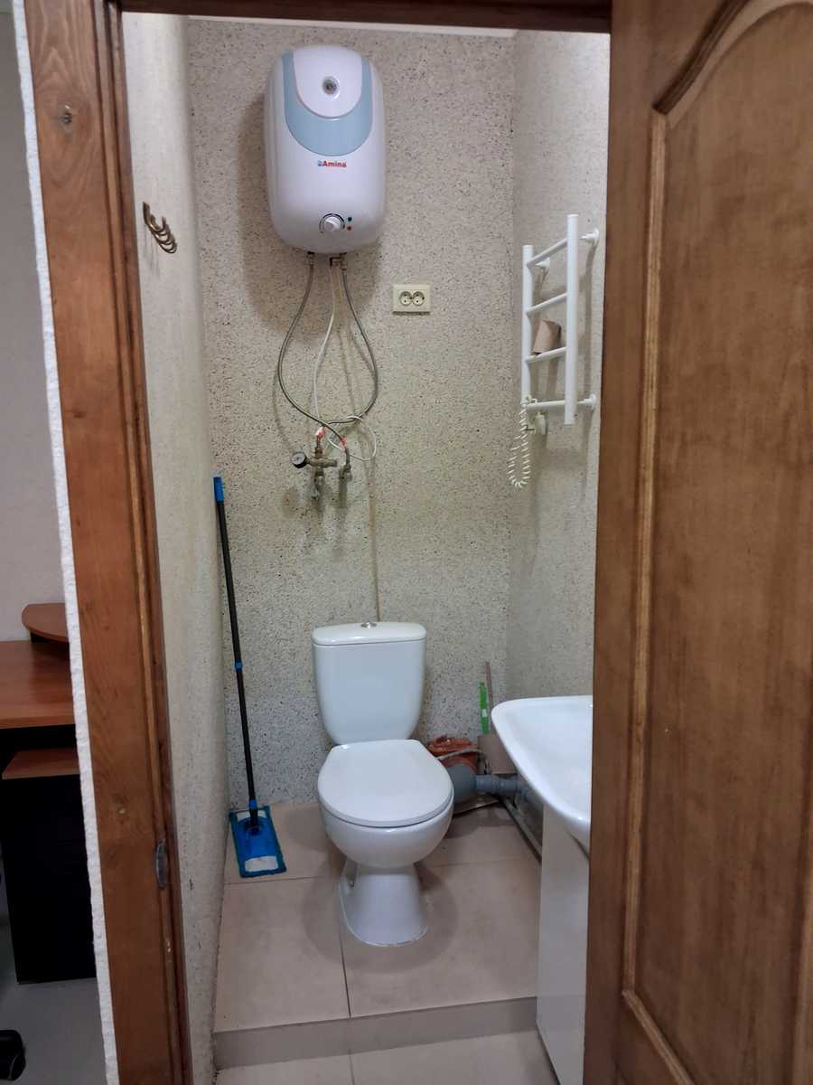 1875302745136019