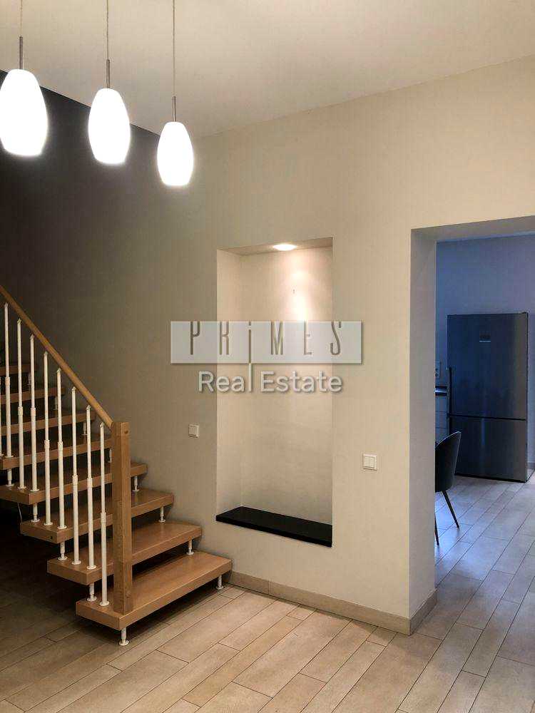 1875303809949437